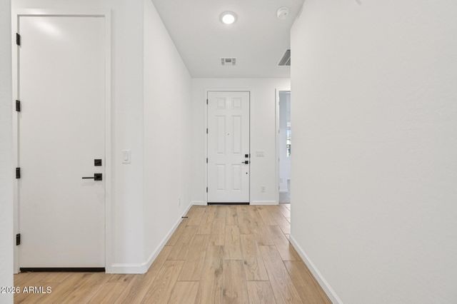 5530 W BUIST Avenue, Laveen, AZ 85339