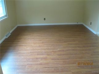 130 Old Liverpool APT 1 Road APT 1, Salina, NY 13088