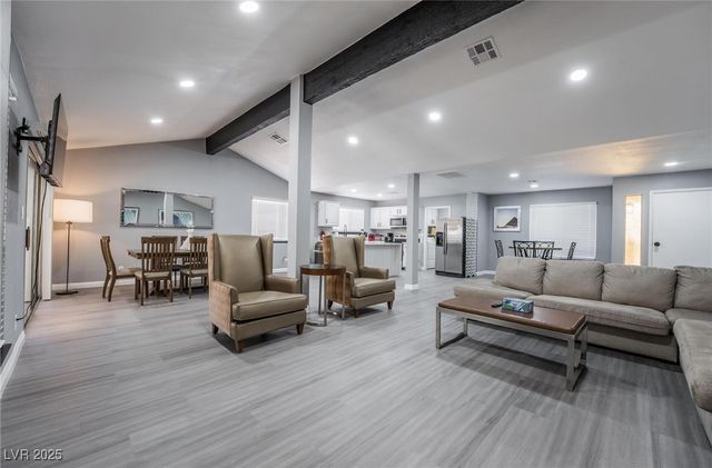 7439 Trudy Lane, Las Vegas, NV 89123