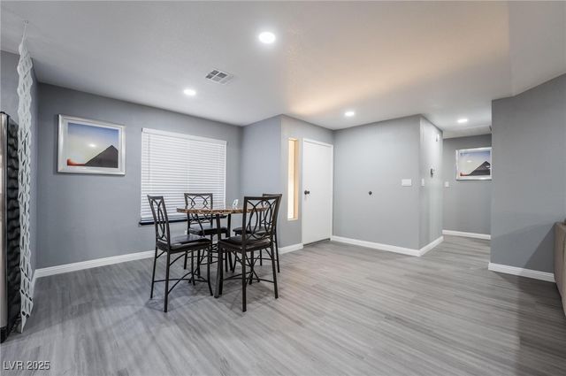 7439 Trudy Lane, Las Vegas, NV 89123