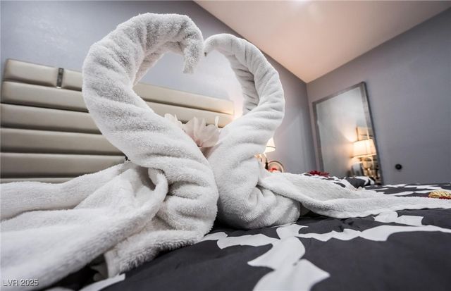 7439 Trudy Lane, Las Vegas, NV 89123