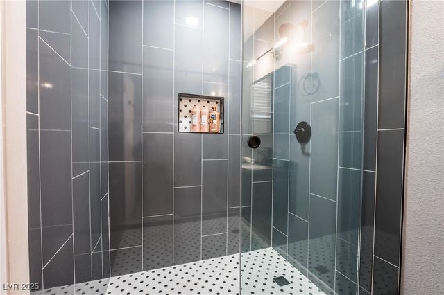 7439 Trudy Lane, Las Vegas, NV 89123