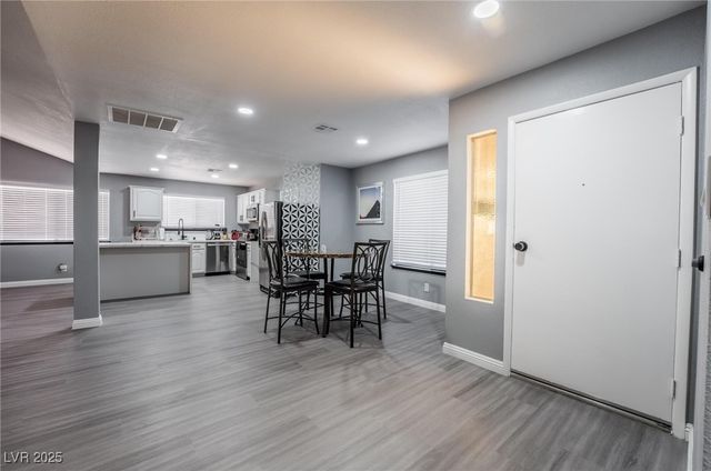 7439 Trudy Lane, Las Vegas, NV 89123