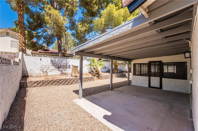 7439 Trudy Lane, Las Vegas, NV 89123