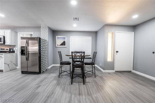 7439 Trudy Lane, Las Vegas, NV 89123