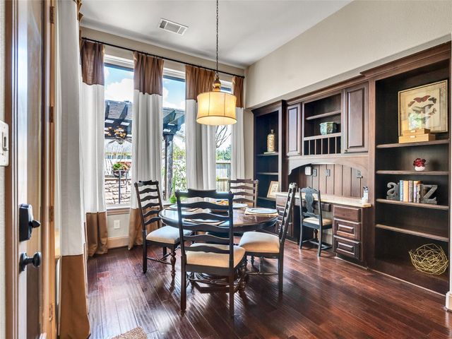 7 Lost Oak Court, Sienna Plantation, TX 77459