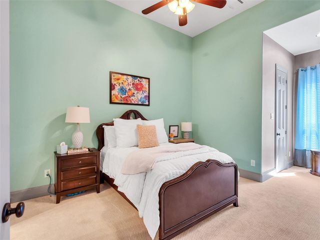 7 Lost Oak Court, Sienna Plantation, TX 77459