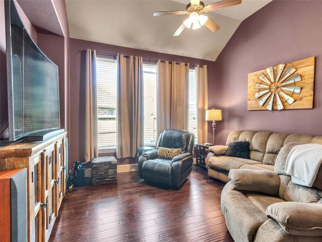 7 Lost Oak Court, Sienna Plantation, TX 77459