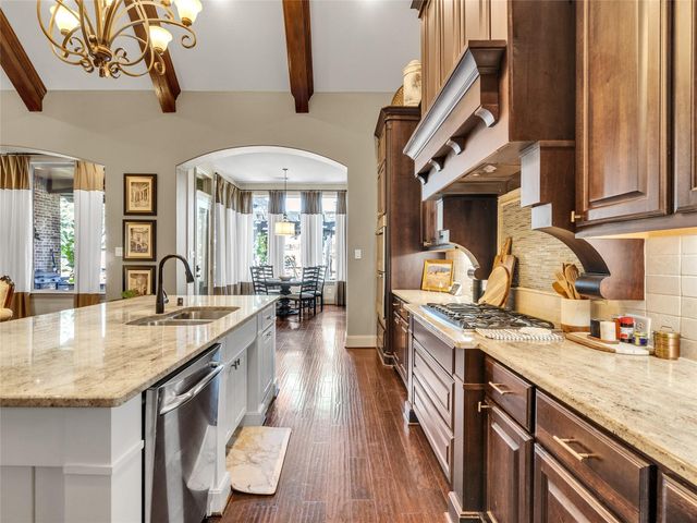 7 Lost Oak Court, Sienna Plantation, TX 77459