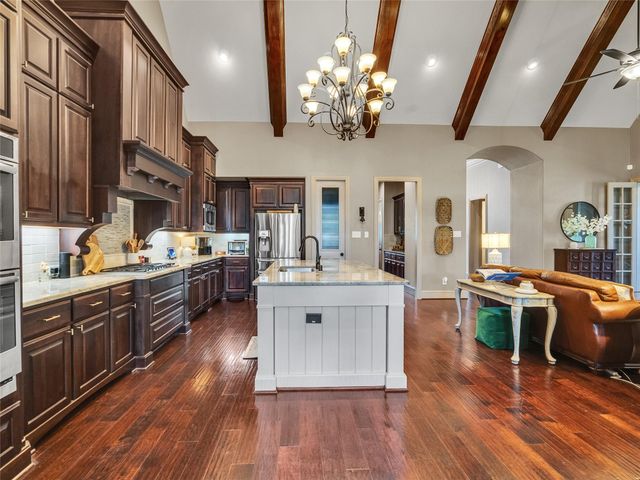 7 Lost Oak Court, Sienna Plantation, TX 77459