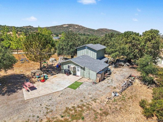 10442 Boulder Creek Rd., Descanso, CA 91916