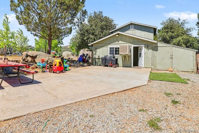 10442 Boulder Creek Rd., Descanso, CA 91916