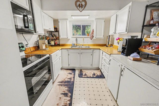 10442 Boulder Creek Rd., Descanso, CA 91916