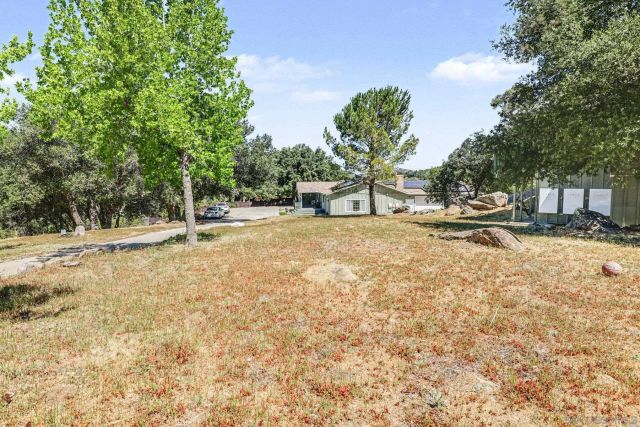10442 Boulder Creek Rd., Descanso, CA 91916