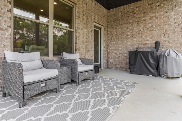 24402 W 75th Terrace, Shawnee, KS 66227