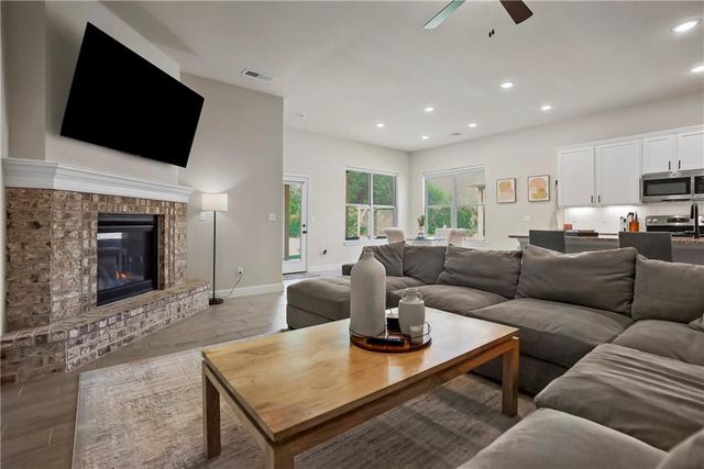 24402 W 75th Terrace, Shawnee, KS 66227