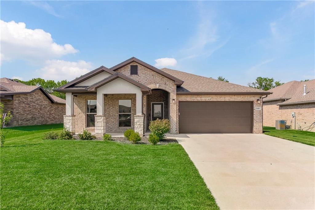 24402 W 75th Terrace, Shawnee, KS 66227
