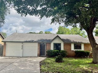 5838 Ludington Drive, Houston, TX 77035