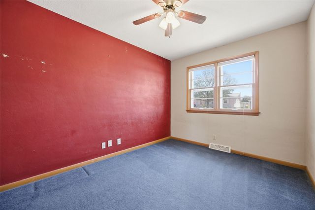 2448 Teresa Drive SW, Cedar Rapids, IA 52404
