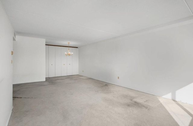 1920 S 1st Street 1106, Minneapolis, MN 55454