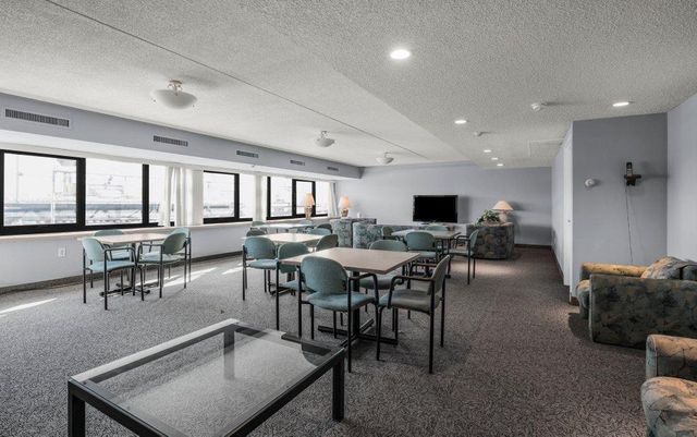 1920 S 1st Street 1106, Minneapolis, MN 55454