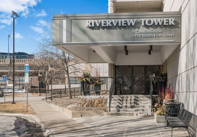 1920 S 1st Street 1106, Minneapolis, MN 55454