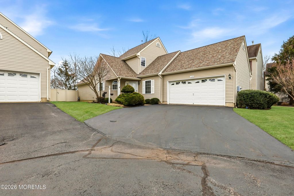 129 Golf View Boulevard, Toms River, NJ 08753