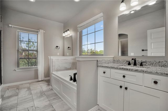 1016 Marbella Court, Cave Springs, AR 72718