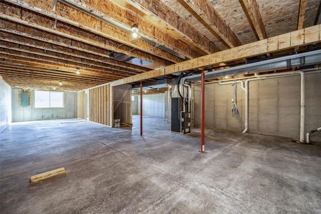 112 Shiloh Vista Avenue, Urbana, IA 52345