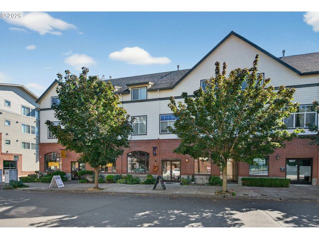 1647 Ne MARKET Dr, Fairview, OR 97024