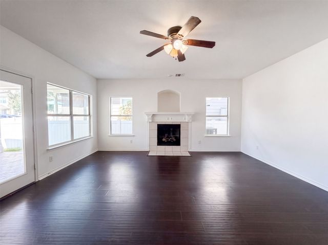 1232 Spanish Moss Drive, Savannah, TX 76227