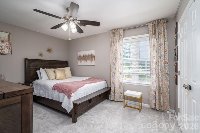 136 Persimmon Creek Road, Kings Mountain, NC 28086