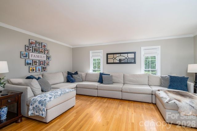 136 Persimmon Creek Road, Kings Mountain, NC 28086
