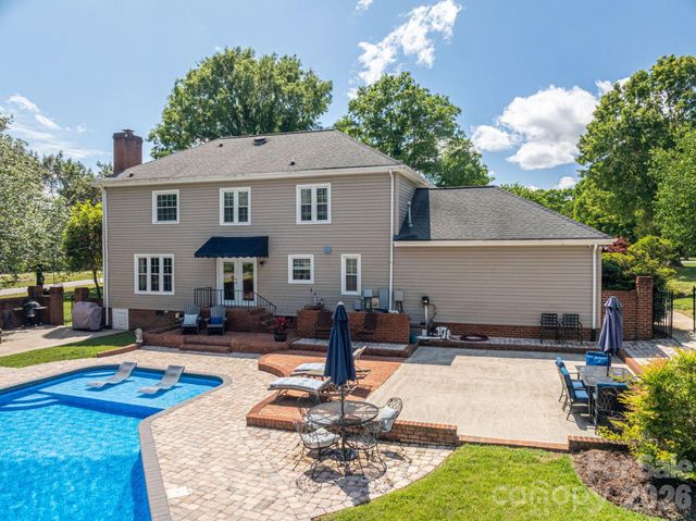 136 Persimmon Creek Road, Kings Mountain, NC 28086