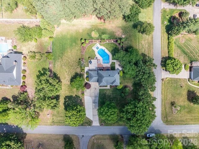 136 Persimmon Creek Road, Kings Mountain, NC 28086