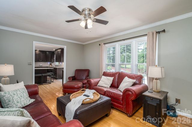 136 Persimmon Creek Road, Kings Mountain, NC 28086