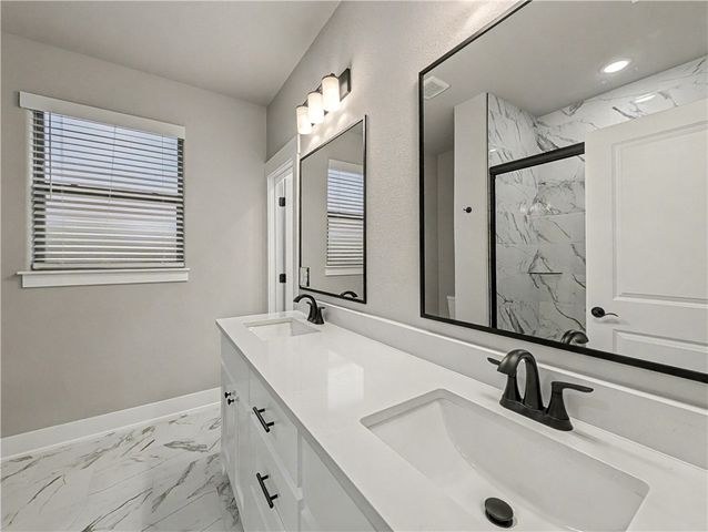 15 Salen Lane, Bella Vista, AR 72715
