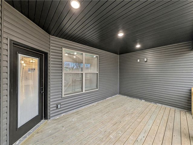 15 Salen Lane, Bella Vista, AR 72715
