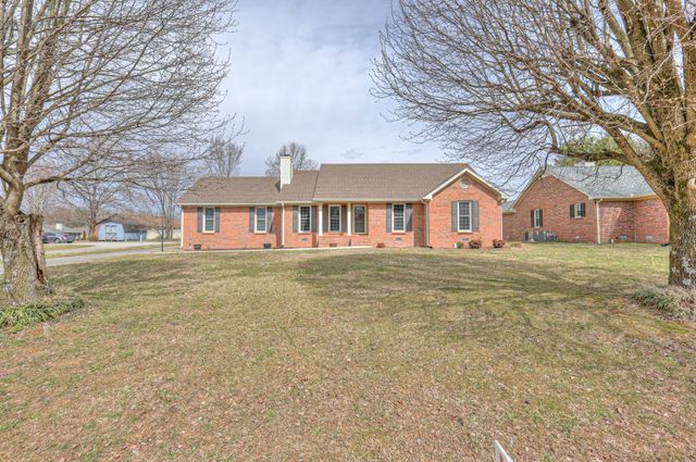 874 Doak Rd, Manchester, TN 37355
