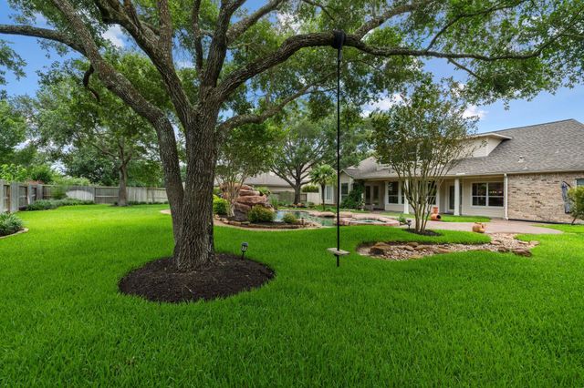 830 Lake Grayson Drive, Katy, TX 77494