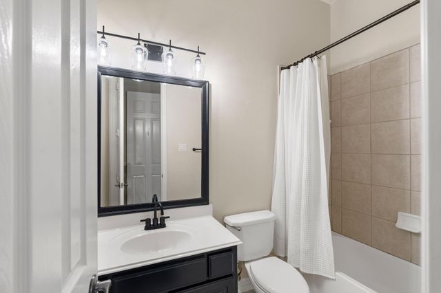 830 Lake Grayson Drive, Katy, TX 77494