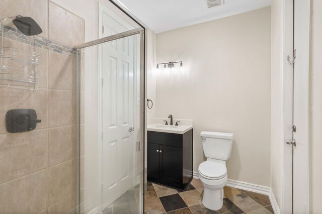 830 Lake Grayson Drive, Katy, TX 77494