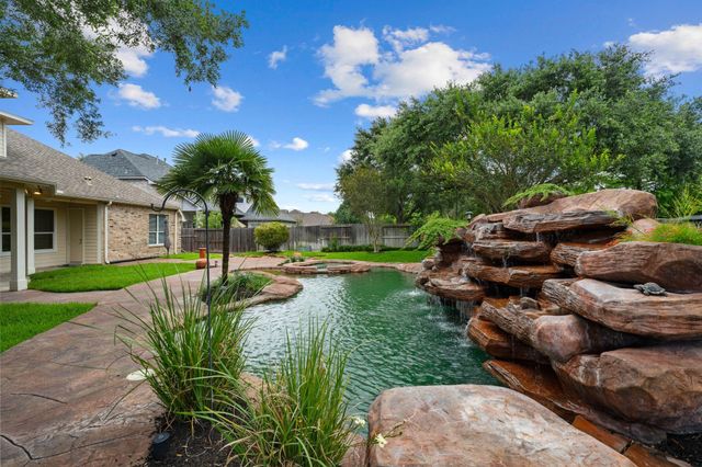 830 Lake Grayson Drive, Katy, TX 77494