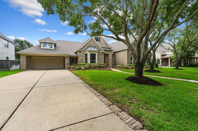 830 Lake Grayson Drive, Katy, TX 77494