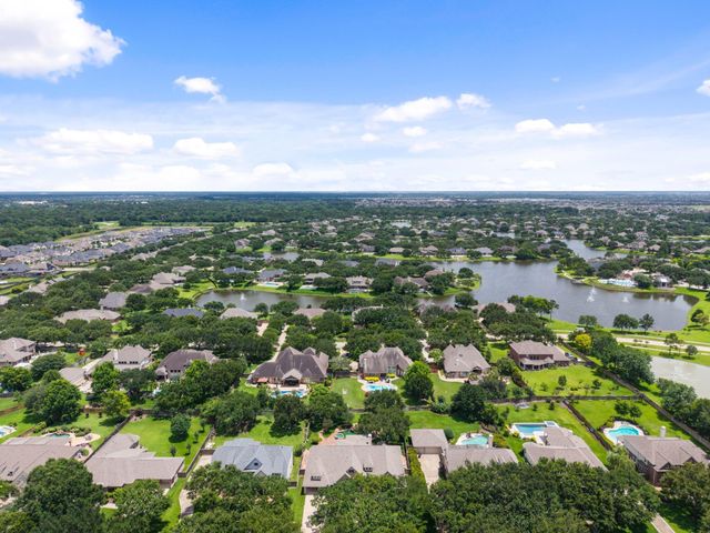 830 Lake Grayson Drive, Katy, TX 77494