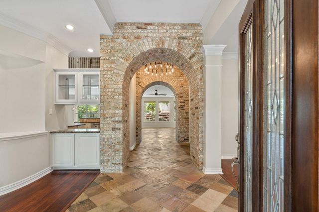 830 Lake Grayson Drive, Katy, TX 77494