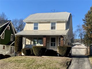 3 E Leasure, New Castle, PA 16105