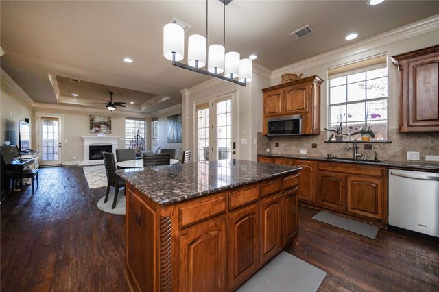 2905 White Dove Drive, Plano, TX 75093