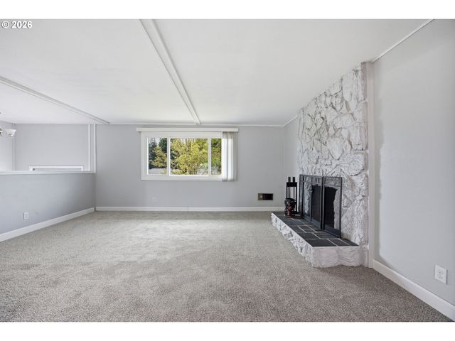 15016 Ne 74TH St, Vancouver, WA 98682