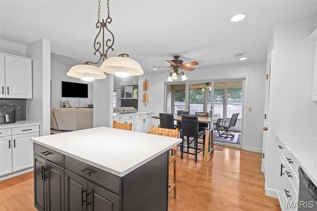 342 Oak Hill Drive, Belleville, IL 62223